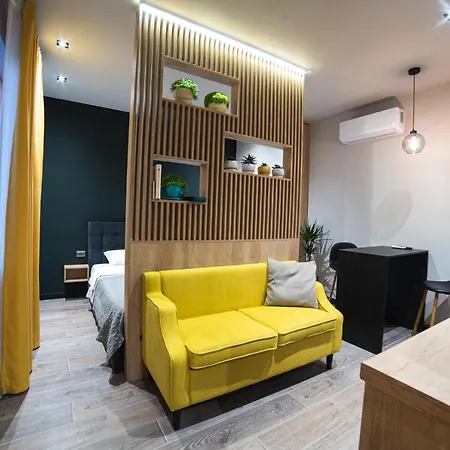 Luxury Apartments Petofi Uzhhorod Exterior photo